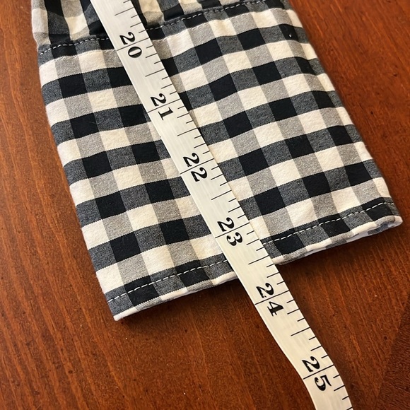 Guess Women’s Button Down Shirt Gingham Long Sleeve Large Black White - Picture 10 of 11